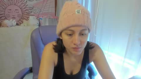 Snapshot of dakotaa_aa chatting on 24, 10, 2025 The girl of your dreams o online show from 24, 10, 2025