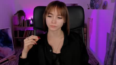dakotaajohnnson online show from 1, 3, 2025