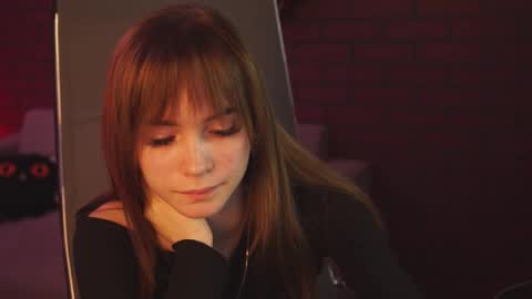 dakotaajohnnson online show from 5, 3, 2025