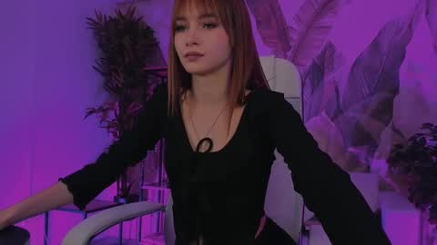dakotaajohnnson online show from 10, 3, 2025