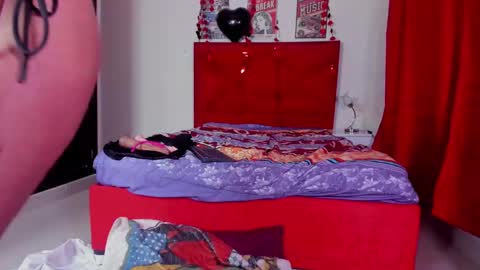 Snapshot of dakotaholand chatting on 15, 2, 2025 dakotaholand online show from 15, 2, 2025