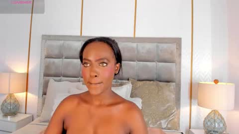 Snapshot of dakotawangi chatting on 8, 1, 2026 online show from 8, 1, 2026