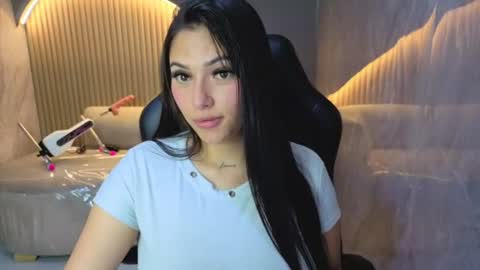 Snapshot of dakotha_v chatting on 26, 6, 2026 Dakotha online show from 26, 6, 2026
