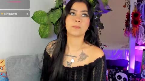   online show from 15, 10, 2025