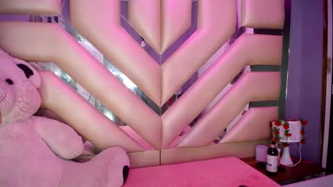Snapshot of dalia_corrs0 chatting on 13, 2, 2025 online show from 13, 2, 2025