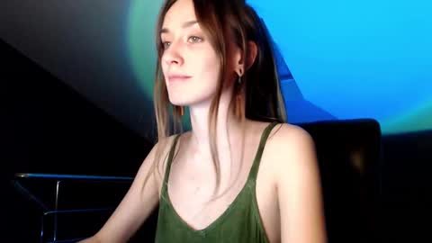 Snapshot of dalia_peach chatting on 4, 12, 2024 Dalia online show from 4, 12, 2024