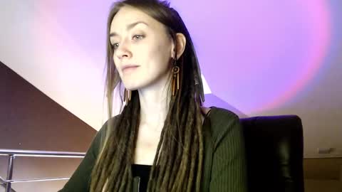 Snapshot of dalia_peach chatting on 7, 12, 2024 Dalia online show from 7, 12, 2024