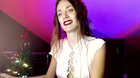 Snapshot of dalia_peach chatting on 28, 12, 2024 Dalia online show from 28, 12, 2024