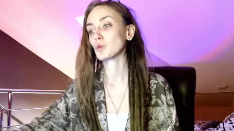 Snapshot of dalia_peach chatting on 9, 1, 2025 Dalia online show from 9, 1, 2025