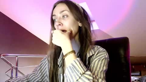 Snapshot of dalia_peach chatting on 11, 1, 2025 Dalia online show from 11, 1, 2025