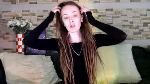 Snapshot of dalia_peach chatting on 23, 9, 2025 Dalia online show from 23, 9, 2025