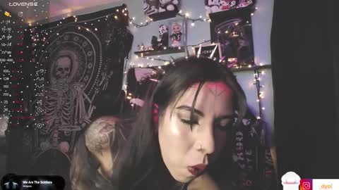 dalia_vorhees online show from 7, 1, 2025