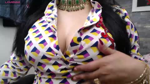 dalia dubey online show from 23, 4, 2026