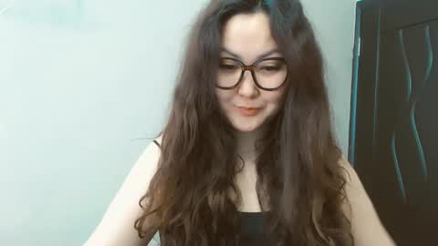 Snapshot of dalidayes chatting on 24, 12, 2024 Dali online show from 24, 12, 2024