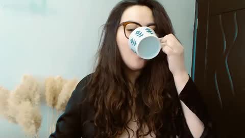 Snapshot of dalidayes chatting on 27, 12, 2024 Dali online show from 27, 12, 2024