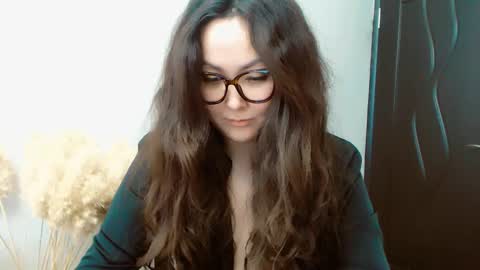 Snapshot of dalidayes chatting on 28, 12, 2024 Dali online show from 28, 12, 2024