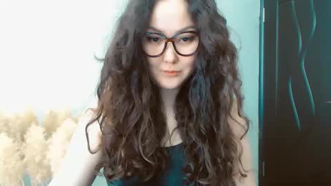 Snapshot of dalidayes chatting on 16, 2, 2025 Dali online show from 16, 2, 2025