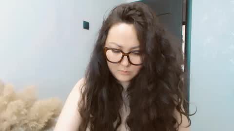 Snapshot of dalidayes chatting on 29, 5, 2026 Dali online show from 29, 5, 2026