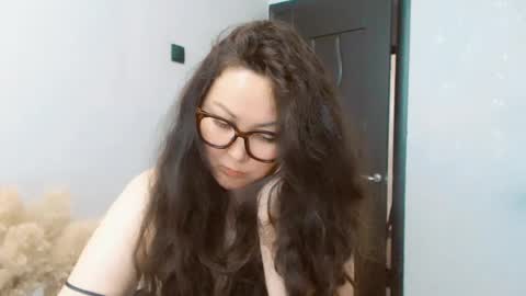 Snapshot of dalidayes chatting on 30, 5, 2026 Dali online show from 30, 5, 2026
