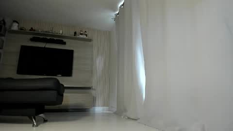 Snapshot of dalila_oficials chatting on 3, 6, 2026 online show from 3, 6, 2026