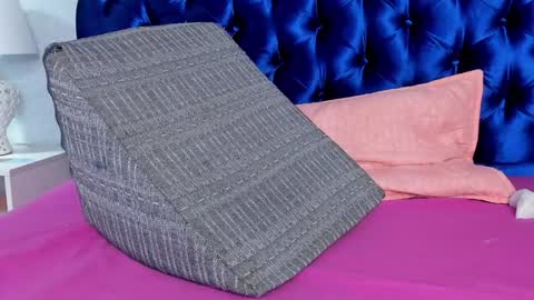 Dalila online show from 12, 12, 2024