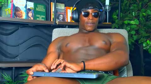 Snapshot of dalton_asher chatting on 21, 11, 2025 dalton_asher online show from 21, 11, 2025