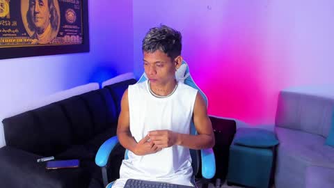 damar_felipe online show from 10, 1, 2025