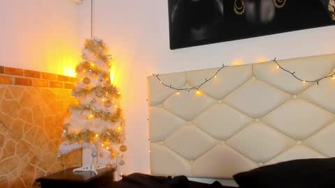 Snapshot of damara_ochoa chatting on 22, 12, 2024 online show from 22, 12, 2024