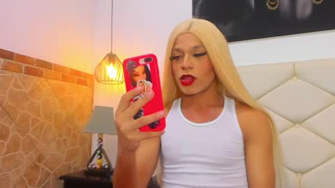 Snapshot of damara_ochoa chatting on 19, 1, 2025 online show from 19, 1, 2025