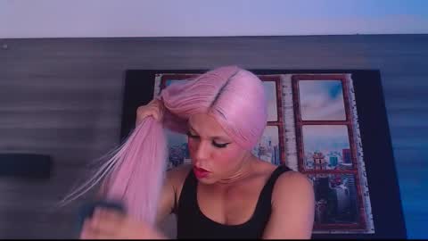 Snapshot of damara_ochoa chatting on 30, 9, 2025         online show from 30, 9, 2025