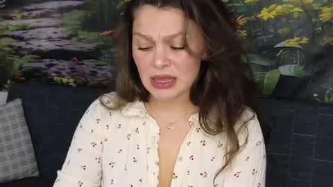 damedefeu online show from 8, 11, 2025