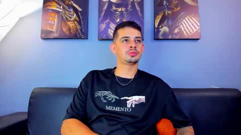 Snapshot of damian__oliver chatting on 19, 3, 2026 Damian Oliver online show from 19, 3, 2026