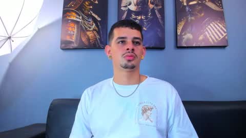 Snapshot of damian__oliver chatting on 21, 3, 2026 Damian Oliver online show from 21, 3, 2026