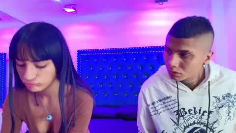 Snapshot of damian_and_roxanne chatting on 10, 11, 2025 DAMIAN AND ROXANNE. online show from 10, 11, 2025