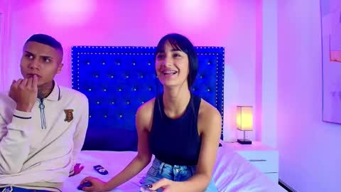 Snapshot of damian_and_roxanne chatting on 2, 2, 2026 DAMIAN AND ROXANNE. online show from 2, 2, 2026