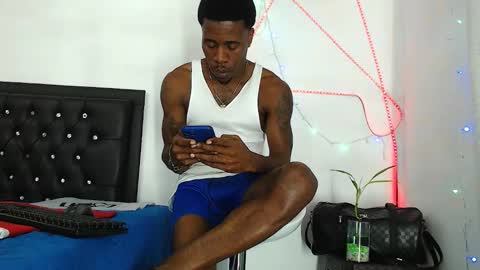 Snapshot of damian_hart_24cm chatting on 16, 3, 2026 damian_hart_24cm online show from 16, 3, 2026