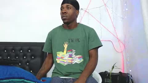 Snapshot of damian_hart_24cm chatting on 14, 4, 2026 damian_hart_24cm online show from 14, 4, 2026