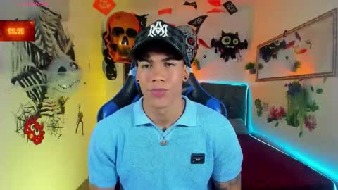 Snapshot of damian_latinxxx chatting on 11, 10, 2025 Damian online show from 11, 10, 2025