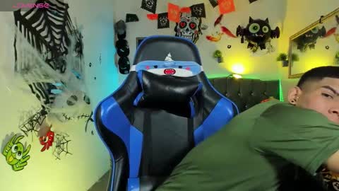 Snapshot of damian_latinxxx chatting on 19, 10, 2025 Damian online show from 19, 10, 2025