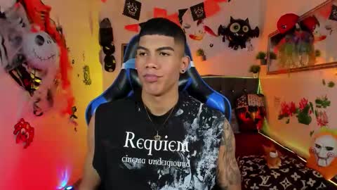 Snapshot of damian_latinxxx chatting on 31, 10, 2025 Damian online show from 31, 10, 2025