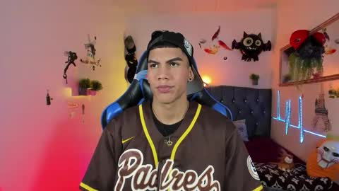 Snapshot of damian_latinxxx chatting on 2, 11, 2025 Damian online show from 2, 11, 2025