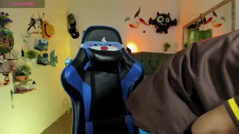 Snapshot of damian_latinxxx chatting on 16, 11, 2025 Damian online show from 16, 11, 2025