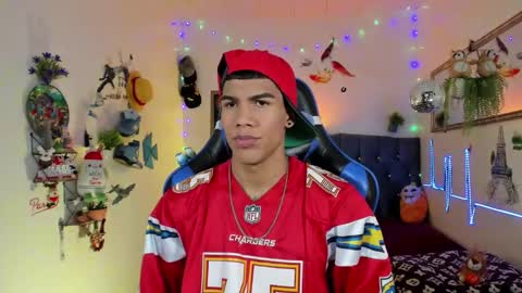 Snapshot of damian_latinxxx chatting on 20, 11, 2025 Damian online show from 20, 11, 2025