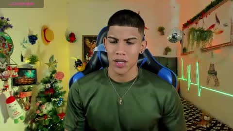 Snapshot of damian_latinxxx chatting on 26, 11, 2025 Damian online show from 26, 11, 2025