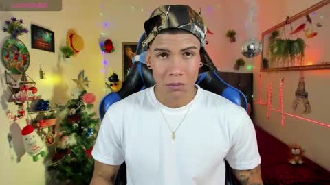 Snapshot of damian_latinxxx chatting on 27, 11, 2025 Damian online show from 27, 11, 2025