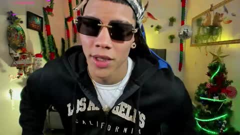 Snapshot of damian_latinxxx chatting on 20, 12, 2025 Damian online show from 20, 12, 2025