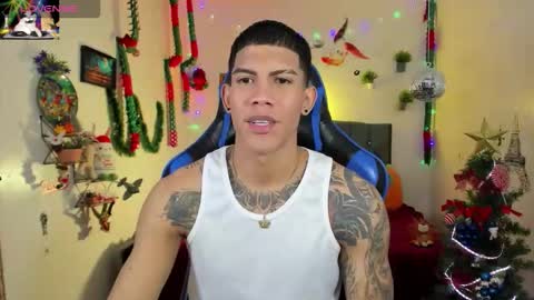 Snapshot of damian_latinxxx chatting on 22, 12, 2025 Damian online show from 22, 12, 2025