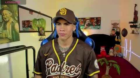 Snapshot of damian_latinxxx chatting on 9, 4, 2026 Damian online show from 9, 4, 2026