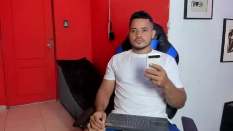 DAMIAN LUX online show from 10, 5, 2026