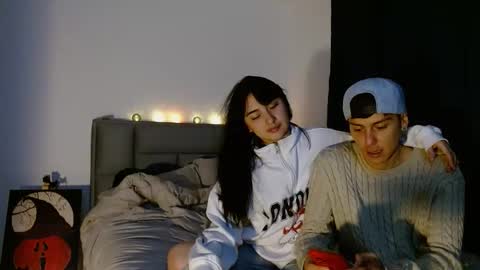 Snapshot of damian_n_maya chatting on 21, 10, 2025 Damian Maya online show from 21, 10, 2025